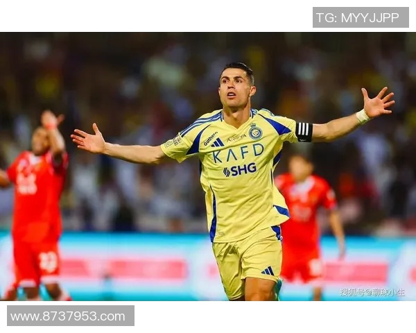 现役三号足球明星的崛起与影响力分析